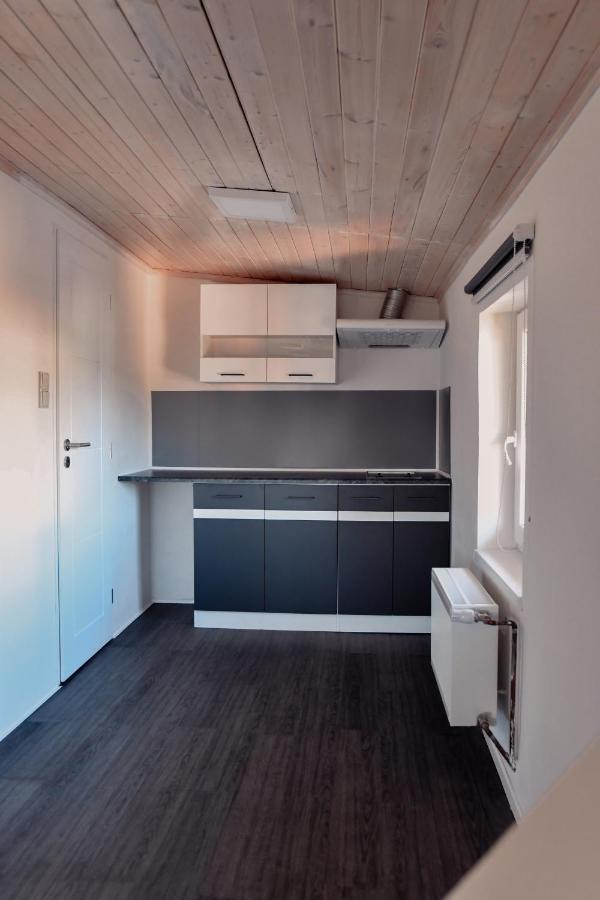 Apartmany Centrum โนวีบอร์ ภายนอก รูปภาพ