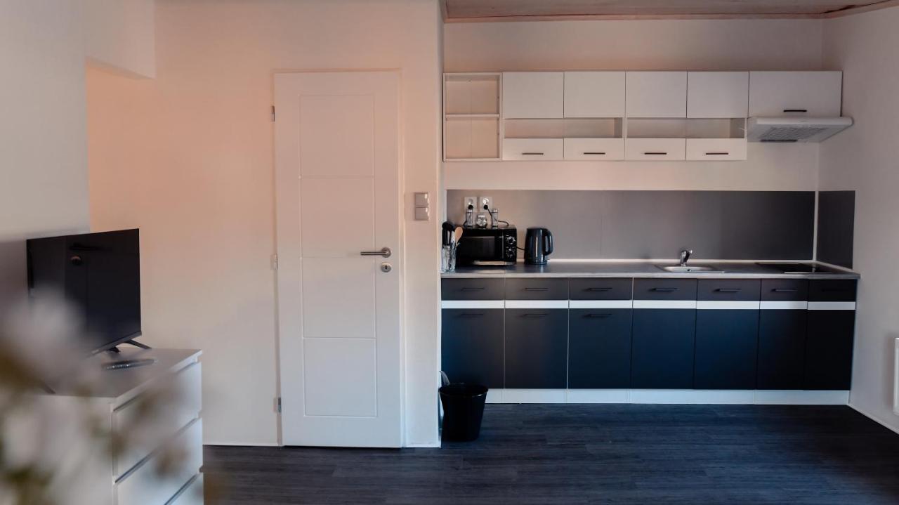 Apartmany Centrum โนวีบอร์ ภายนอก รูปภาพ