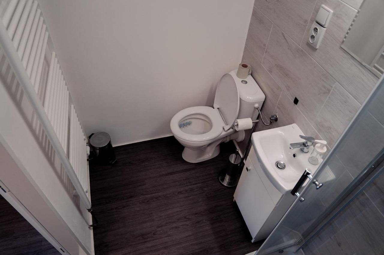 Apartmany Centrum โนวีบอร์ ภายนอก รูปภาพ